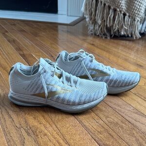 Brooks Women's Athletic Shoes - Light Gray and Gold